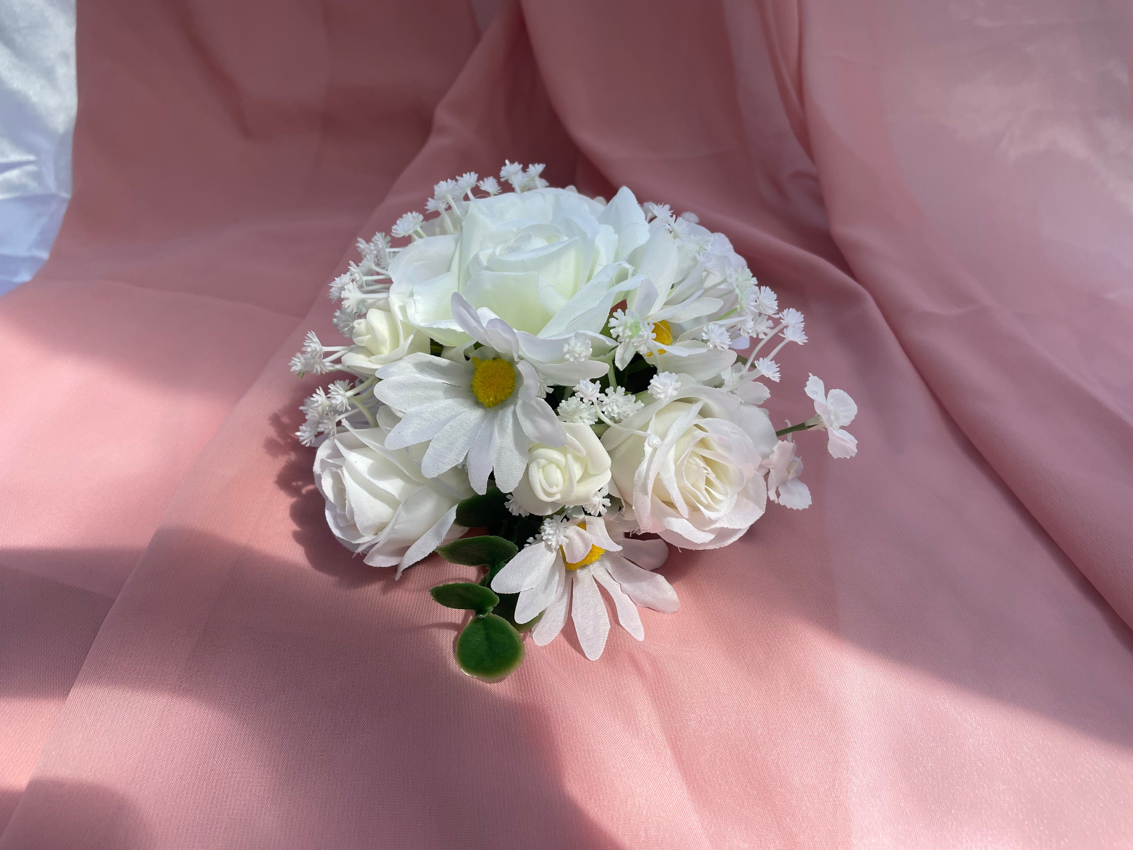 6 inch white wedding venue arrangements