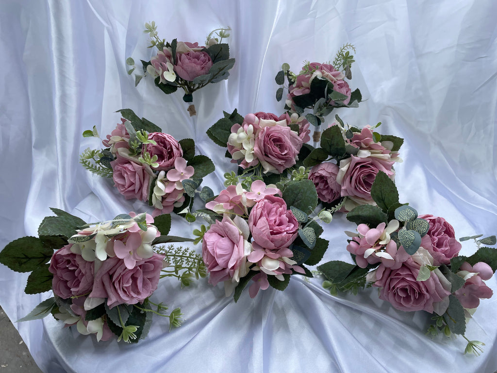 Pastel Pink Peony Pew End / Posey