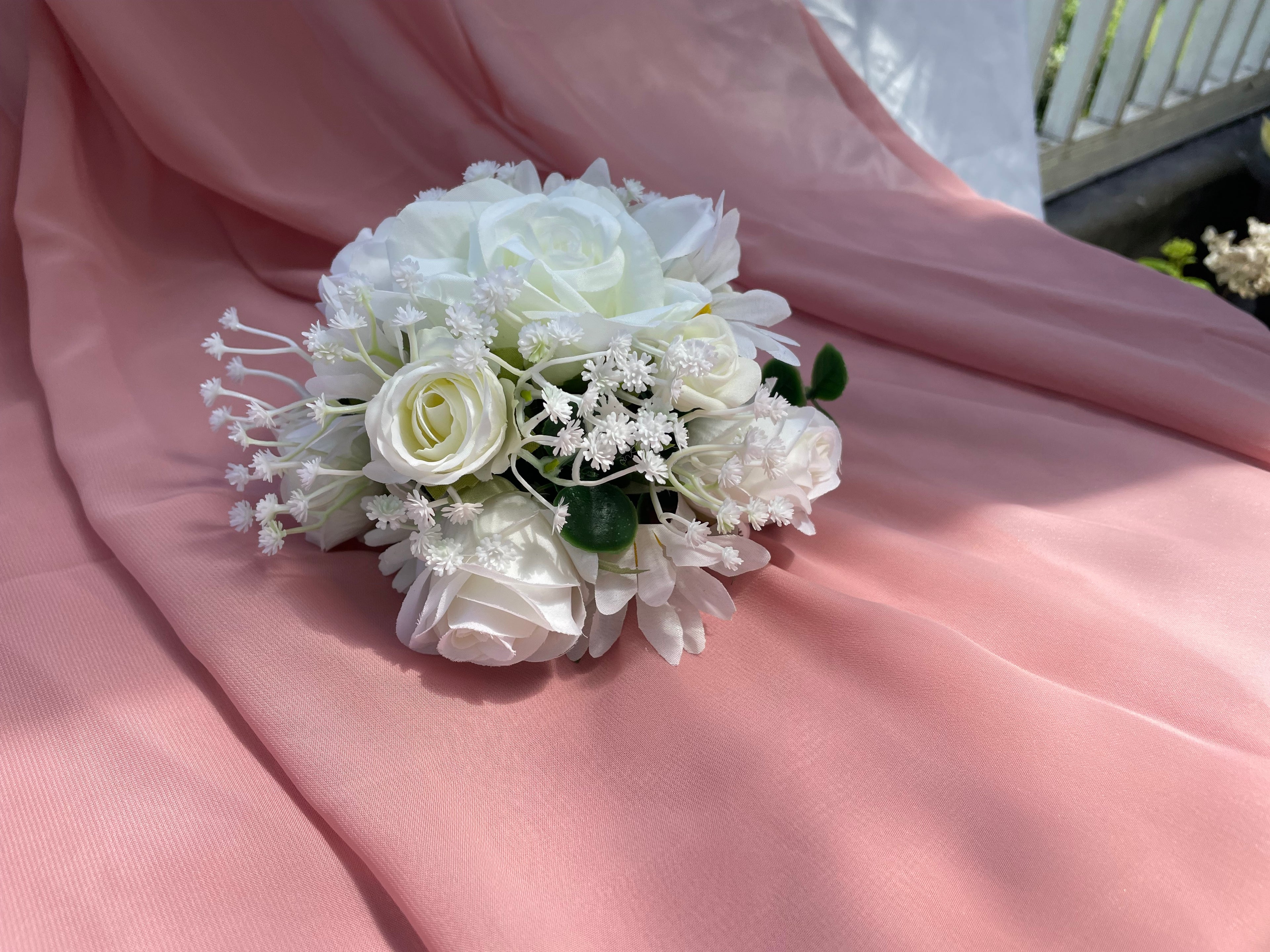 6 inch white wedding venue arrangements