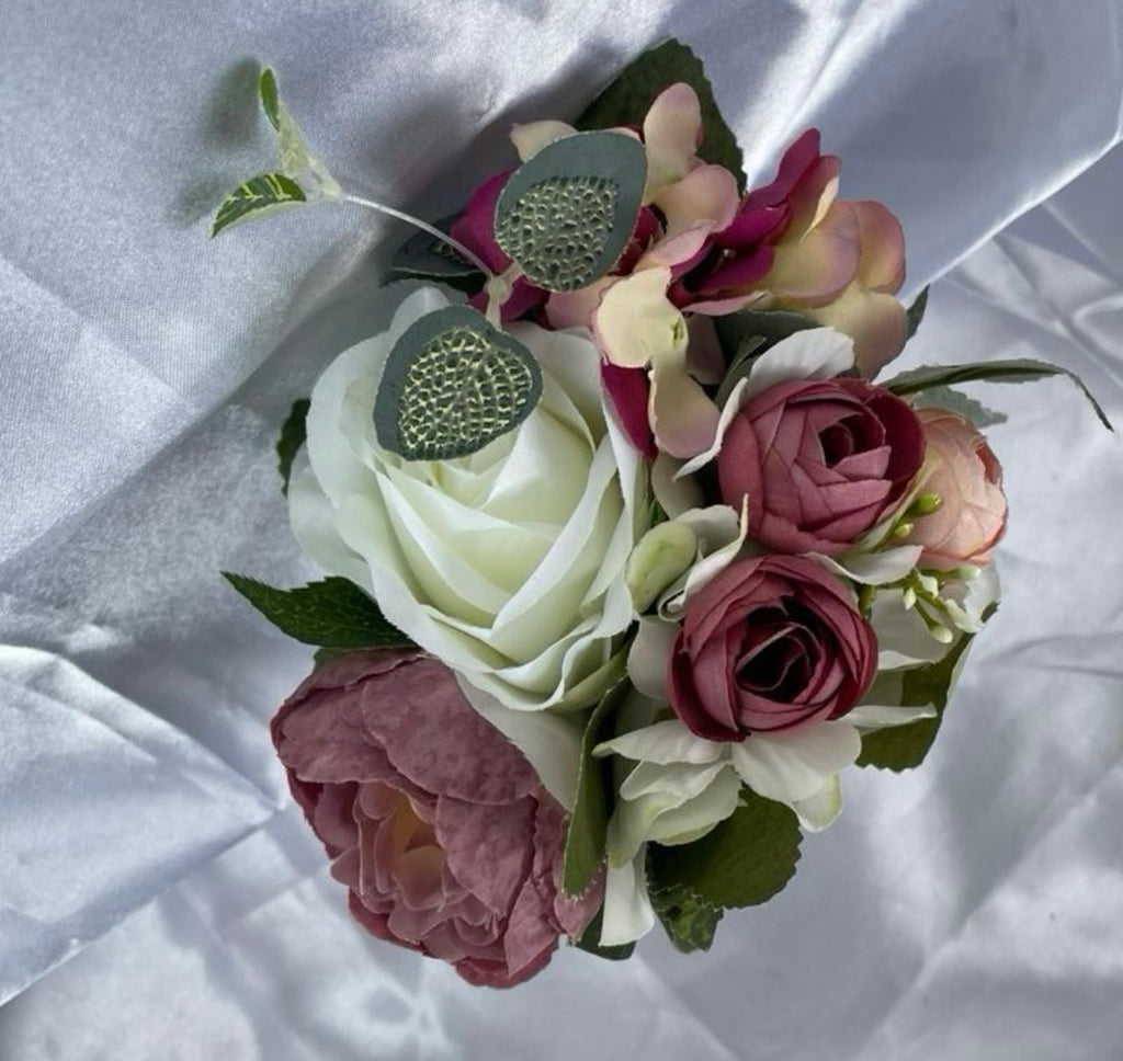 White Rose and shades of blush rose and lilac pew end / posey